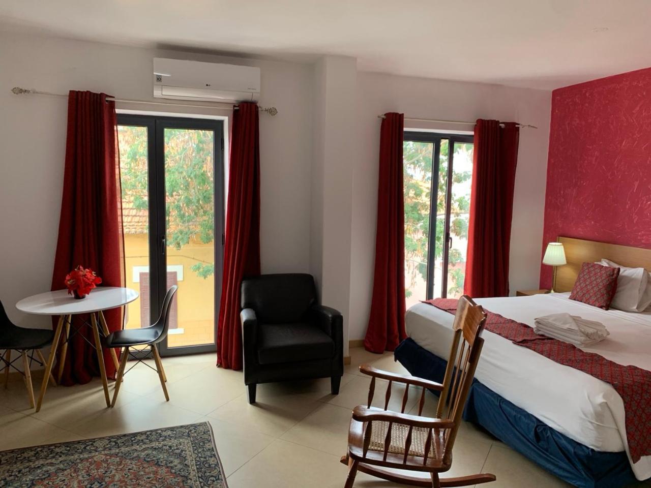 Deluxe Aparthotel Praia Exterior foto